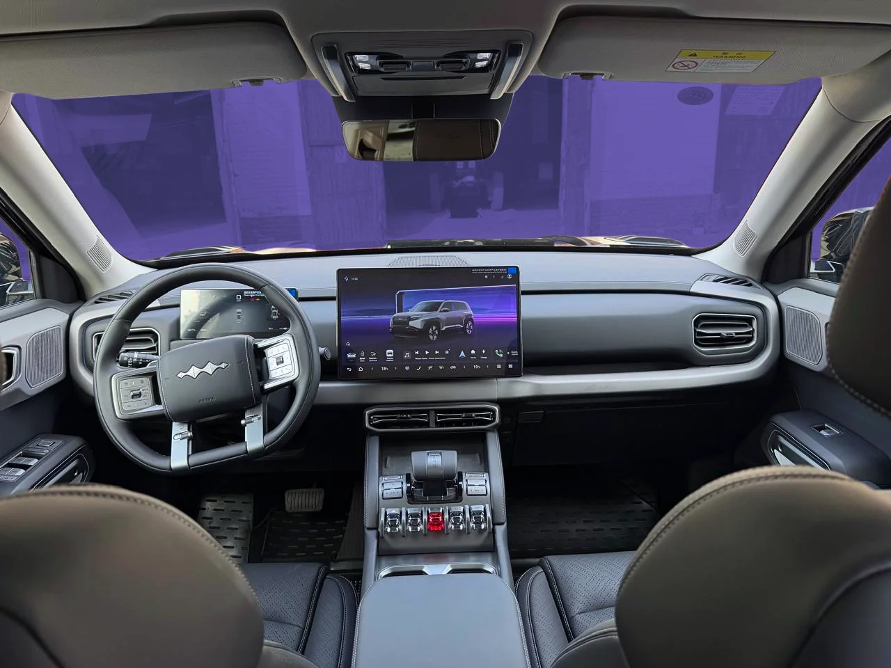 Салон BYD Leopard